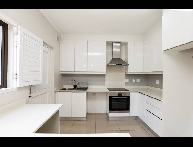 2 BEDROOM TOWNHOUSE FOR SALE IN ESSENWOOD